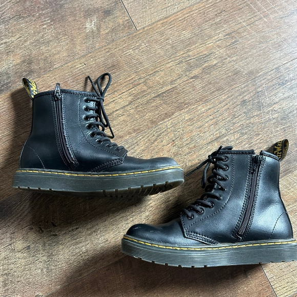 Dr. Martens 1460 Black Smooth Leather Lace Up Boots US 3 - Picture 10 of 16